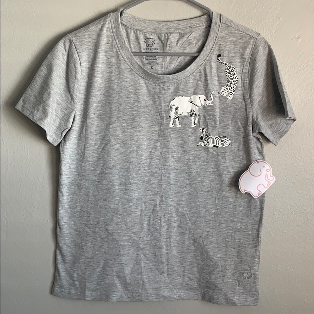 NWT Ivory Ella T-Shirt
